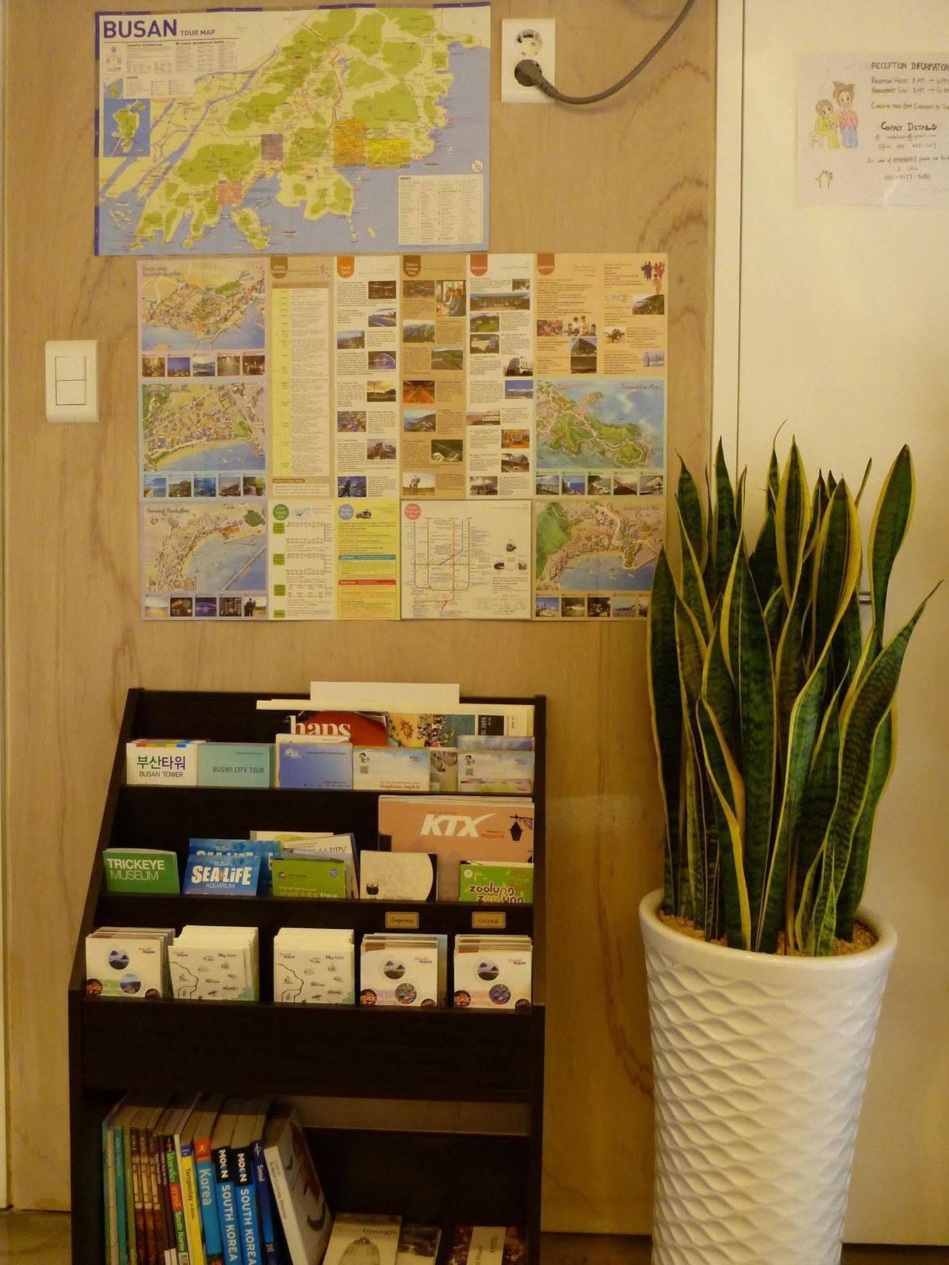 Inside Busan Hostel Zewnętrze zdjęcie